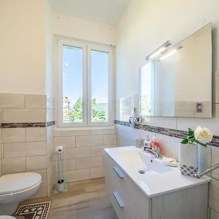 Silki By Interhome Porto Valtravaglia